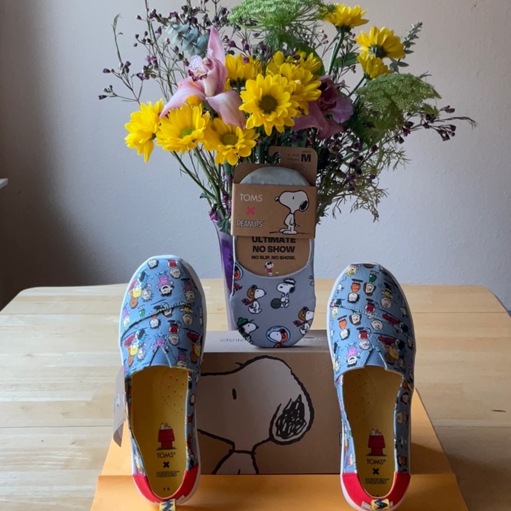 🐾 TOMS X PEANUTS ALPARGATA SHOE BUNDLE 🐾 NWT 🐾 - Picture 4 of 15